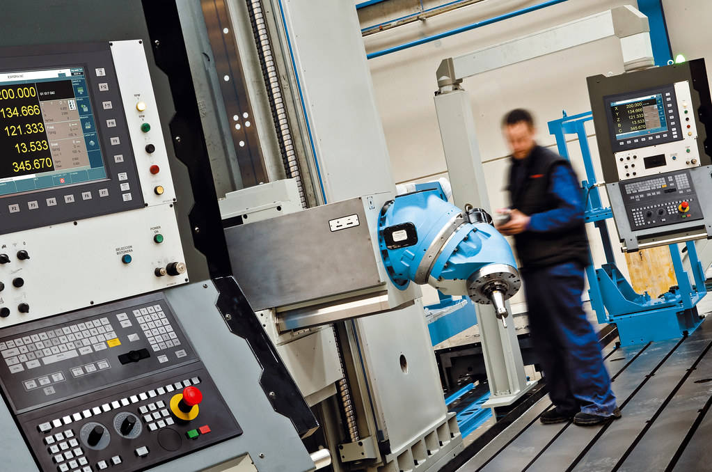10 Benefits of CNC Machines and CNC Routers